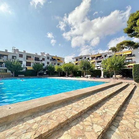 פאלאפרוג'ל The Golden Oak In Calella Centre - 100M From Beach מראה חיצוני תמונה