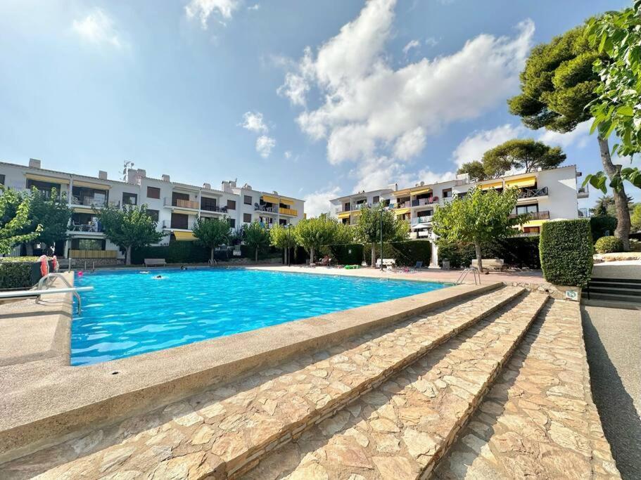 פאלאפרוג'ל The Golden Oak In Calella Centre - 100M From Beach מראה חיצוני תמונה